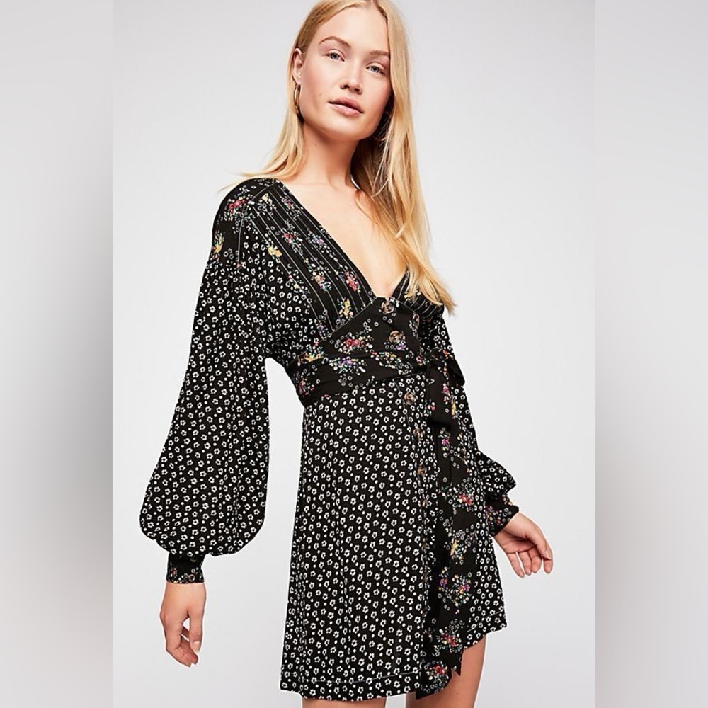 Free people wonderland Floral Black Dress with Balloon Sleeves
